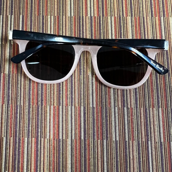 Vera Bradley Stylish Pink Sunglasses - Picture 2 of 8